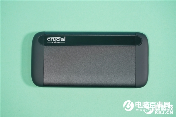 速度達(dá)1GB/s！英睿達(dá)X8移動SSD 2TB圖賞：4寸手機(jī)大小