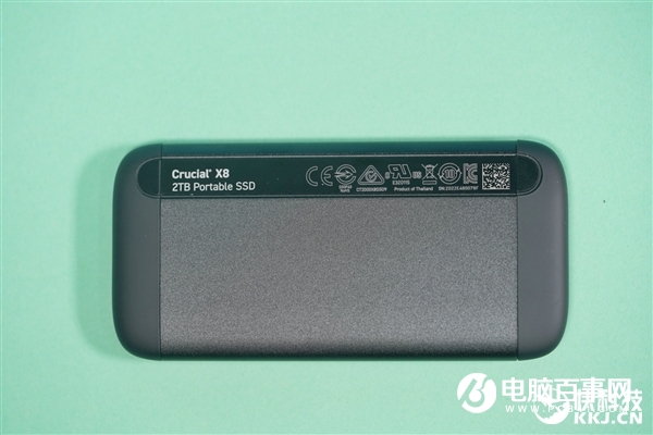 速度達(dá)1GB/s！英睿達(dá)X8移動SSD 2TB圖賞：4寸手機(jī)大小