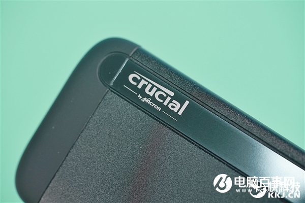 速度達(dá)1GB/s！英睿達(dá)X8移動SSD 2TB圖賞：4寸手機(jī)大小