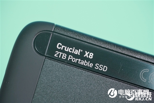 速度達(dá)1GB/s！英睿達(dá)X8移動SSD 2TB圖賞：4寸手機(jī)大小