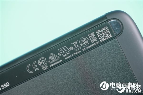 速度達(dá)1GB/s！英睿達(dá)X8移動SSD 2TB圖賞：4寸手機(jī)大小