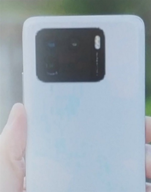 小米 11 Pro 真機(jī)圖首曝