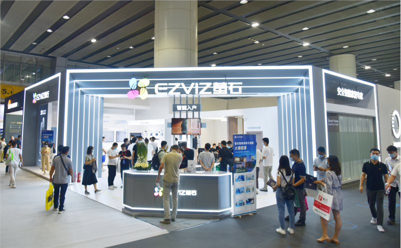 螢石亮相2021廣州建博會(huì) 智能人臉視頻鎖C位出圈