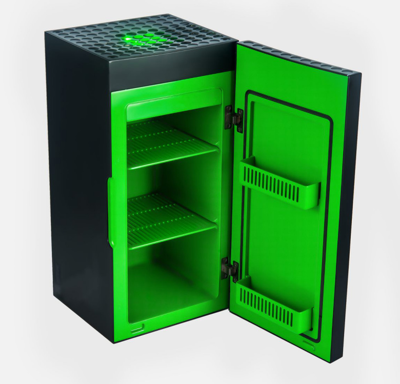 Xbox Series X 同款迷你冰箱預售火爆，微軟：并非限量款，正在加緊生產(chǎn)