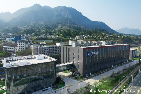 高峽出平湖 全棧助零碳——三峽東岳廟數(shù)據(jù)中心這樣建
