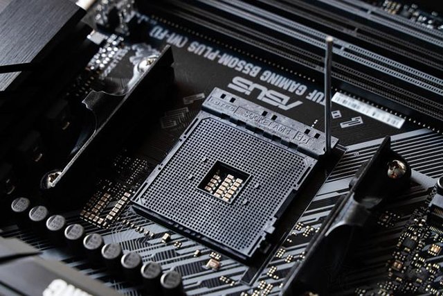 b550和x570區(qū)別是什么？哪個(gè)好？主板B550和X570差距對(duì)比知識(shí)